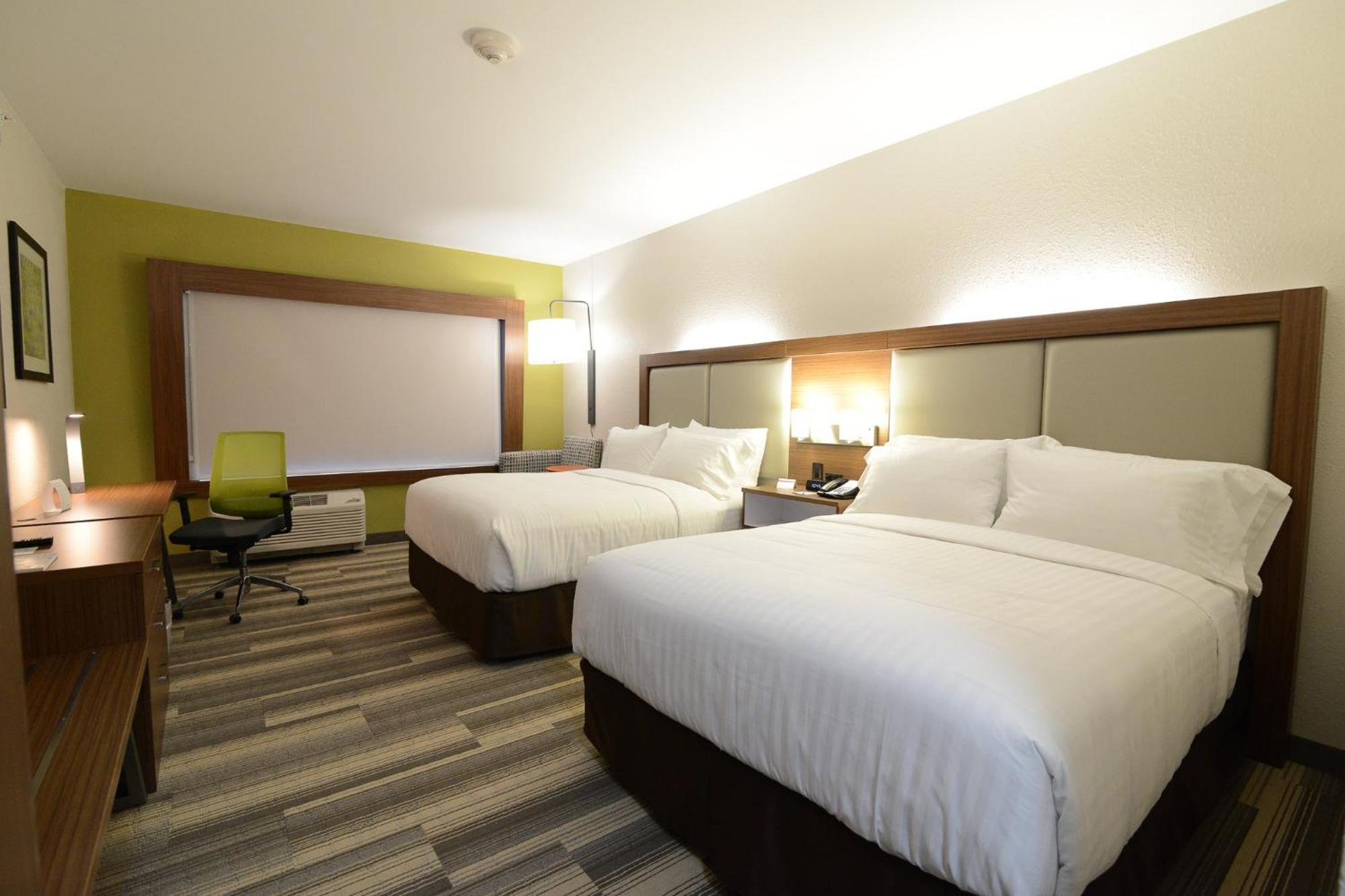 Holiday Inn Express & Suites Chicago North Shore - Niles By Ihg Exterior foto